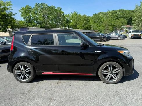 Used 2015 Kia Soul + FWD image 5