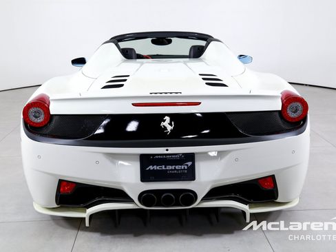 Used 2014 Ferrari 458 Spider RWD image 8