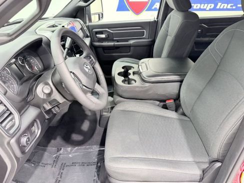 Used 2026 RAM 2500 Big Horn AWD/4WD image 40