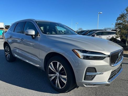 Certified 2023 Volvo XC60 B5 Plus w/ Climate Package image 1
