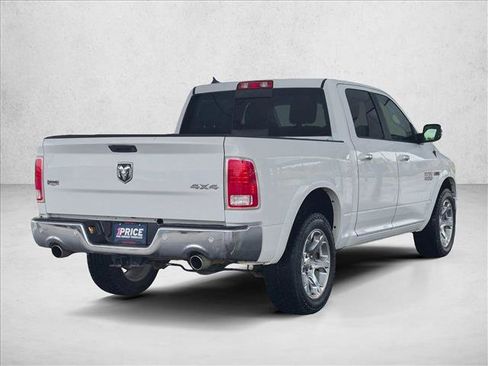Used 2017 RAM 1500 Laramie w/ Convenience Group AWD/4WD image 5