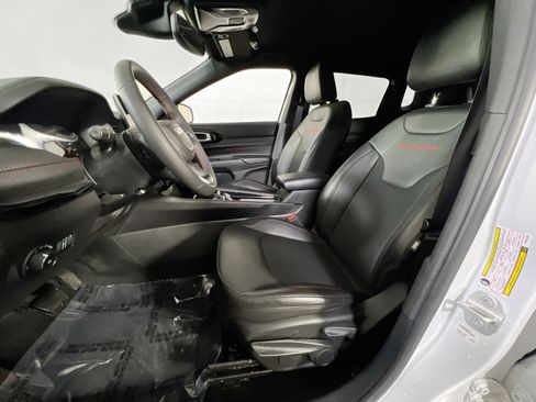 Used 2023 Jeep Compass Trailhawk AWD/4WD image 19