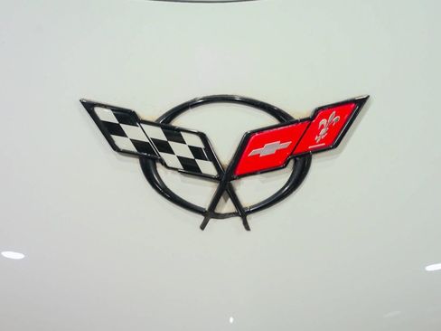 Used 1998 Chevrolet Corvette Coupe RWD image 23