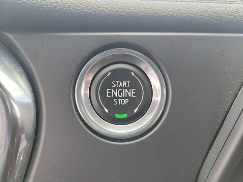 Used 2021 Chevrolet Blazer LT FWD image 16