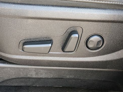 Certified 2022 Kia Telluride EX w/ EX Premium Package image 18