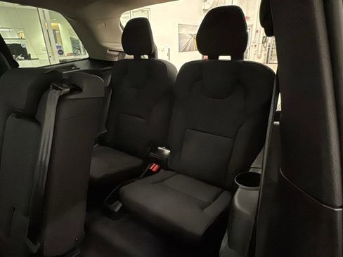 Used 2026 Volvo XC90 B5 Plus image 29