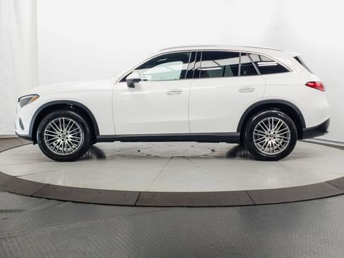Certified 2026 Mercedes-Benz GLC 300 4MATIC image 4