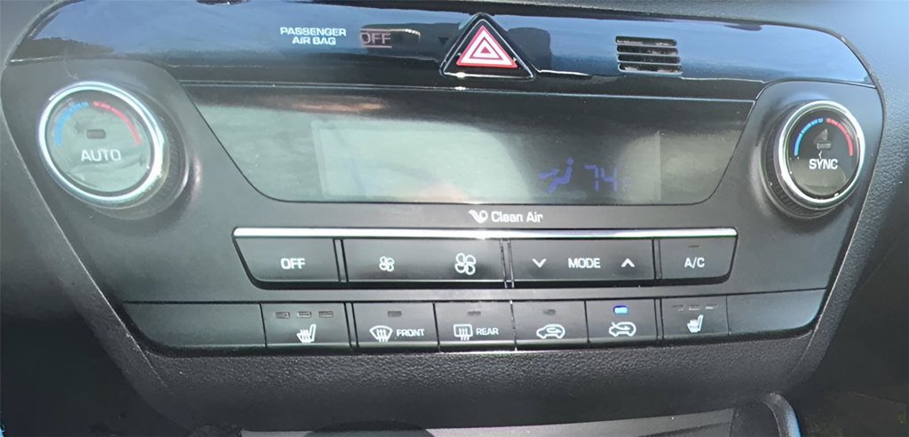 Used 2017 Hyundai Tucson Limited w/ Cargo Package AWD/4WD image 15