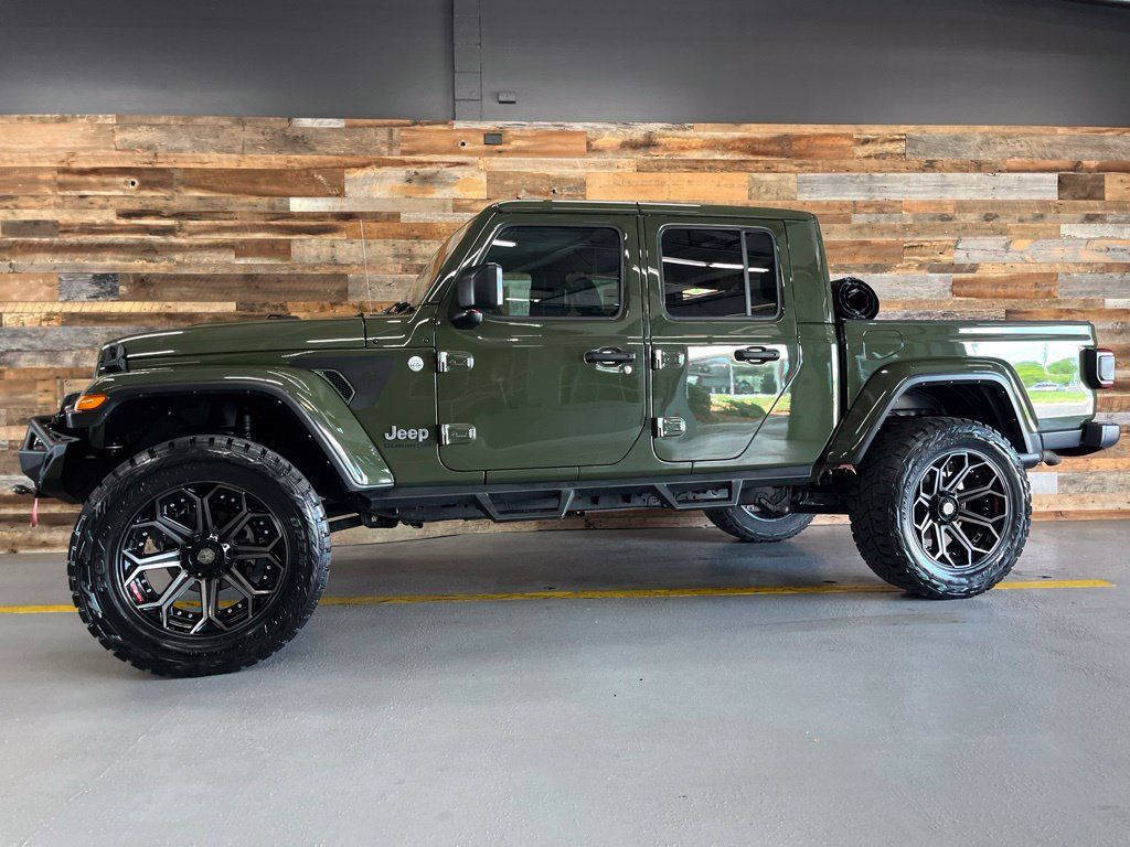 Used 2021 Jeep Gladiator Overland w/ Popular Equipment Package AWD/4WD image 20