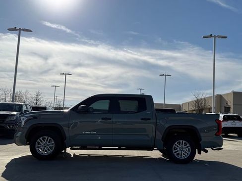 Used 2026 Toyota Tundra SR5 image 9