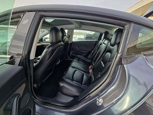 Used 2021 Tesla Model 3 Long Range image 8