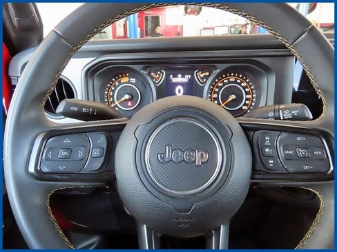 Used 2024 Jeep Wrangler Sport S image 16