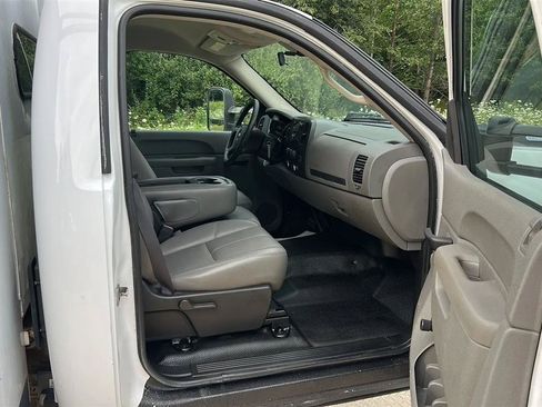 Used 2011 Chevrolet Silverado 3500 W/T RWD image 45