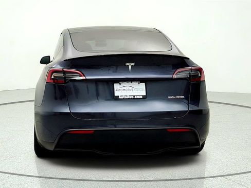 Used 2023 Tesla Model Y Long Range AWD/4WD image 6
