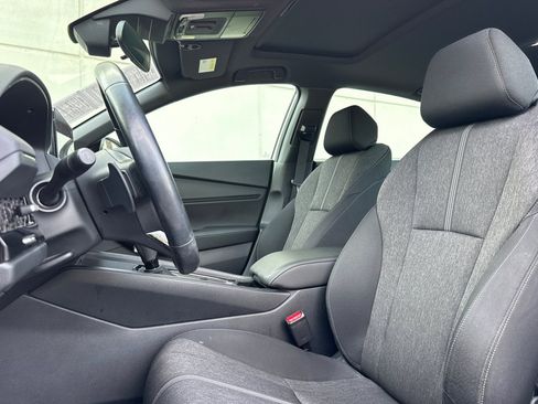 Used 2024 Honda Accord Sport image 5