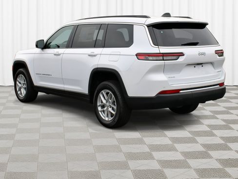 New 2025 Jeep Grand Cherokee L Laredo image 34