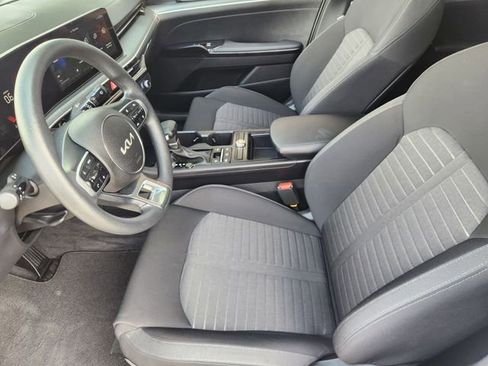 Used 2025 Kia K5 LXS image 12
