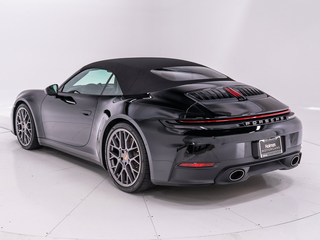 Used 2025 Porsche 911 Carrera RWD image 12