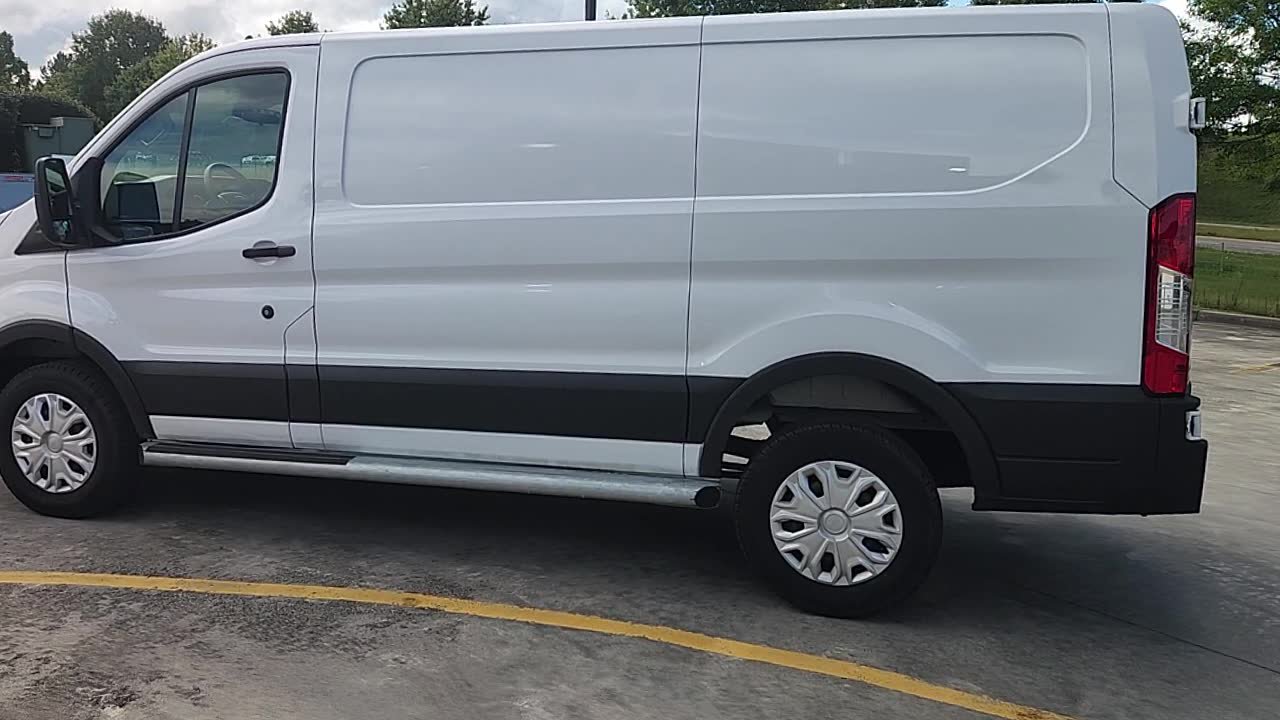 Used 2025 Ford Transit 250 Low Roof w/ Exterior Upgrade Package RWD image 2