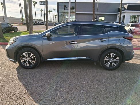 Used 2020 Nissan Murano SV image 3