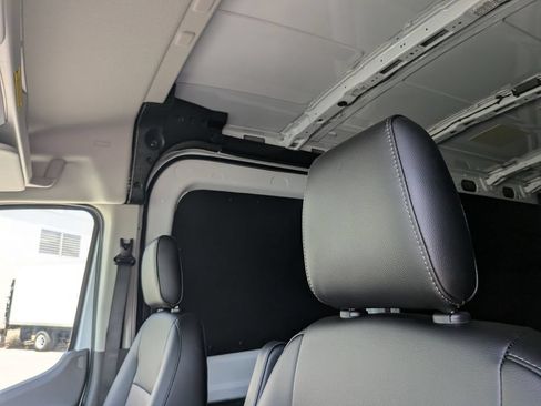 New 2026 Ford Transit 150 148 Medium Roof w/ Load Area Protection Package RWD image 20