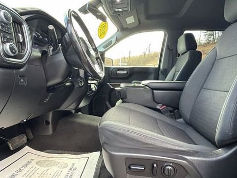 Used 2020 GMC Sierra 1500 SLE w/ X31 Off-Road Package image 13