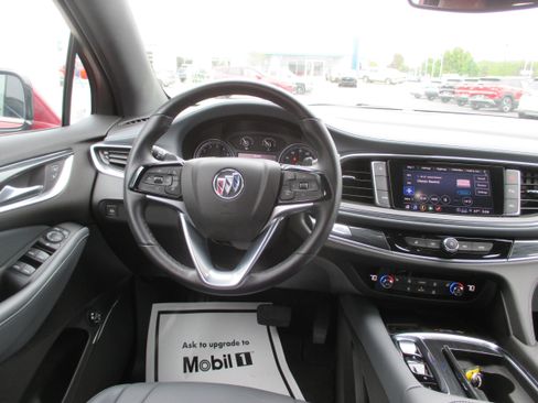 Used 2024 Buick Enclave Essence w/ Sport Touring Edition FWD image 12