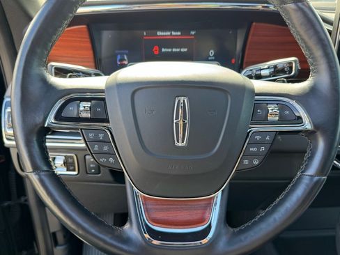 Used 2024 Lincoln Navigator Reserve image 24