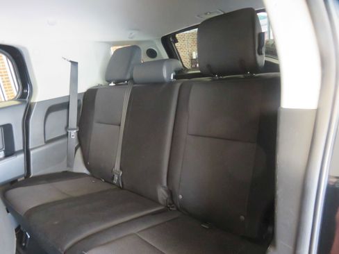 Used 2014 Toyota FJ Cruiser 4WD w/ Upgrade Package image 21