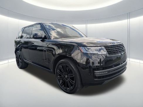 Certified 2025 Land Rover Range Rover SE AWD/4WD image 7