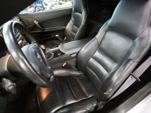 Used 2009 Chevrolet Corvette Coupe RWD image 4