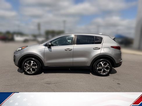 Used 2021 Kia Sportage LX w/ LX AWD Popular Package image 4