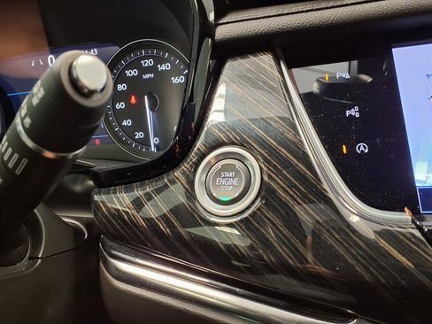 Certified 2022 Cadillac XT6 Premium Luxury w/ Technology Package image 28