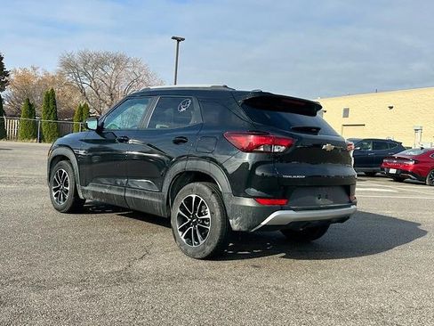 Used 2024 Chevrolet TrailBlazer LT image 5
