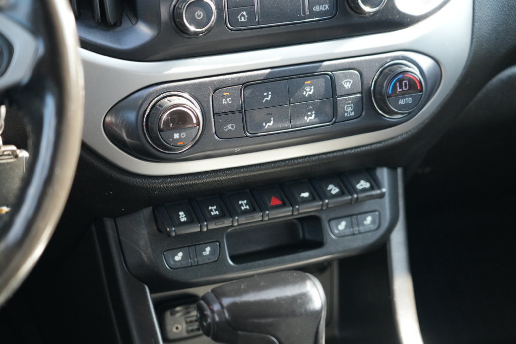 Used 2019 Chevrolet Colorado ZR2 AWD/4WD image 19