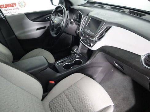 Used 2024 Chevrolet Equinox LT image 42