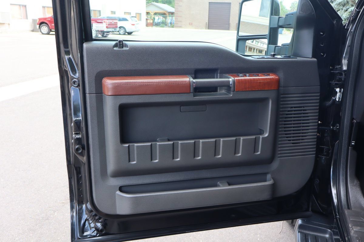 Used 2012 Ford F450 King Ranch w/ King Ranch w/Chrome Pkg AWD/4WD image 24