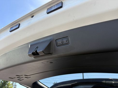 Used 2025 Hyundai Santa Fe SEL image 23