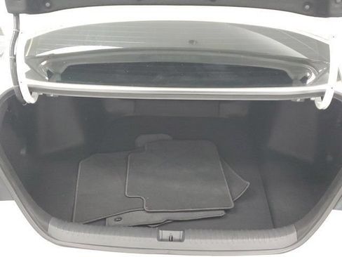 Used 2023 Honda Accord EX image 10