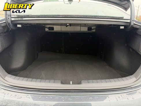 Used 2023 Kia Forte LXS image 11