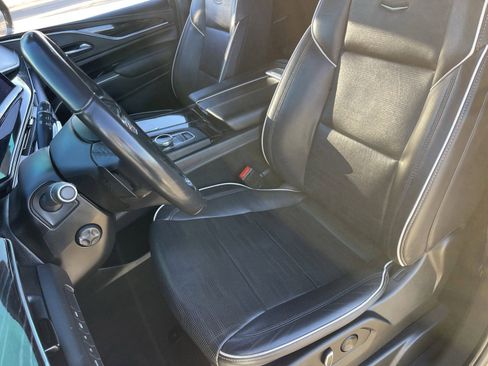 Used 2023 Cadillac Escalade Sport image 21