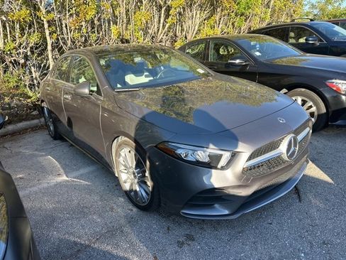 Used 2022 Mercedes-Benz A 220 image 4