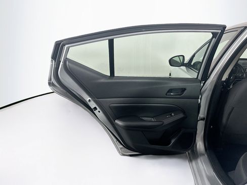 Used 2024 Nissan Altima 2.5 SV image 25