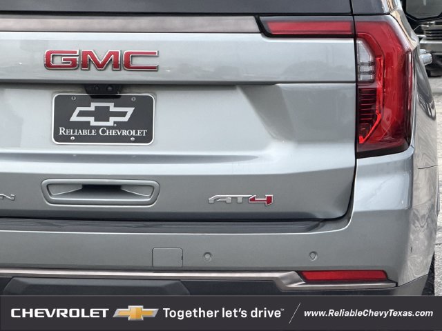 Used 2025 GMC Yukon XL AT4 Ultimate AWD/4WD image 6