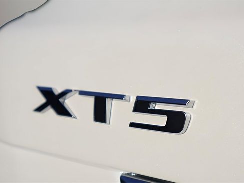 New 2026 Cadillac XT5 Premium Luxury w/ Driver Assist Package image 9