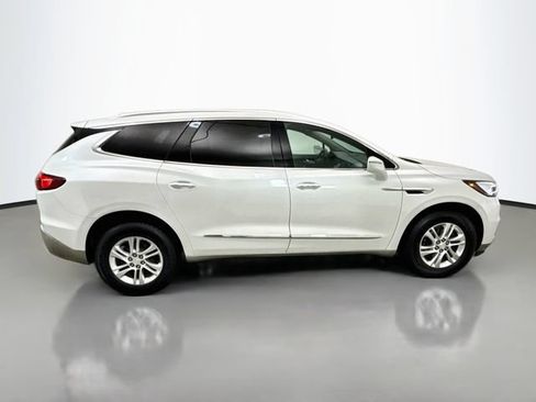 Used 2018 Buick Enclave Essence FWD image 8