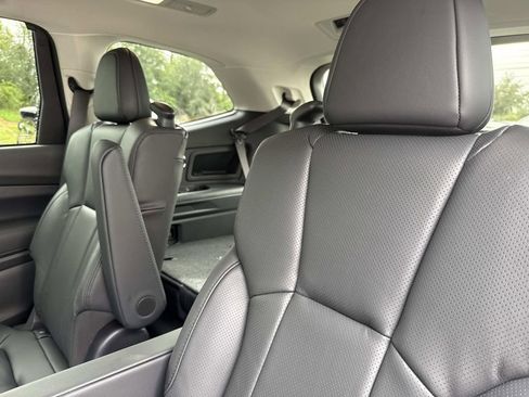 New 2025 Subaru Ascent Bronze Edition image 13