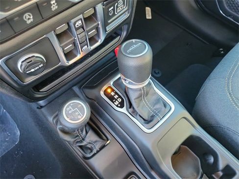 New 2026 Jeep Gladiator Sport image 19