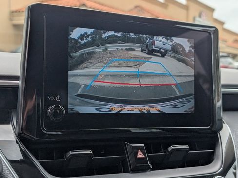 Used 2023 Toyota Corolla LE FWD image 6