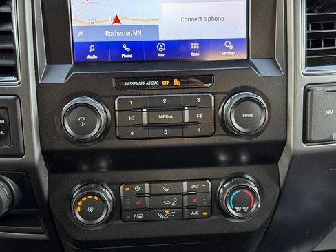 Used 2020 Ford F150 XLT w/ Equipment Group 302A Luxury AWD/4WD image 14
